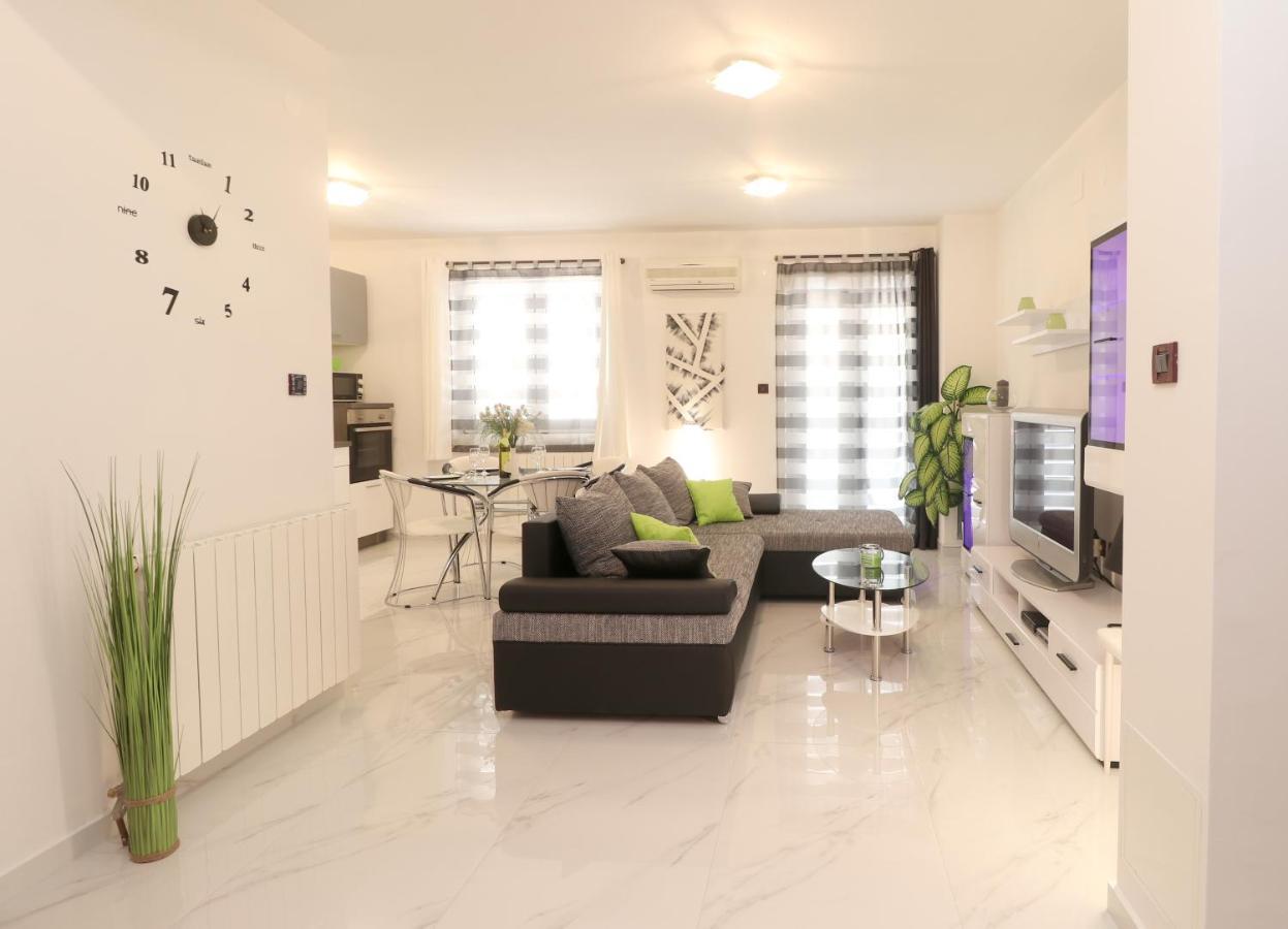 Apartments Medulin - Orijeta エクステリア 写真